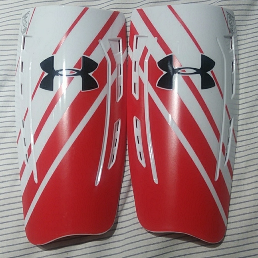 Mens soccer shin guards